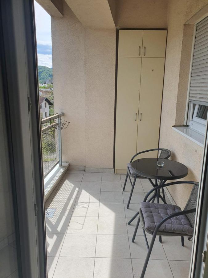 Appartement Iva Lux Stan Na Dan à Banja Luka Extérieur photo