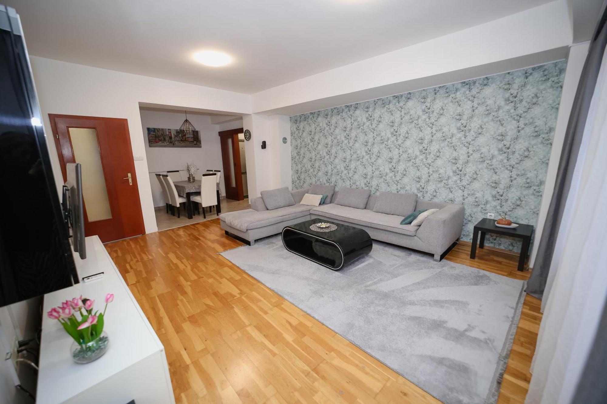 Appartement Iva Lux Stan Na Dan à Banja Luka Extérieur photo