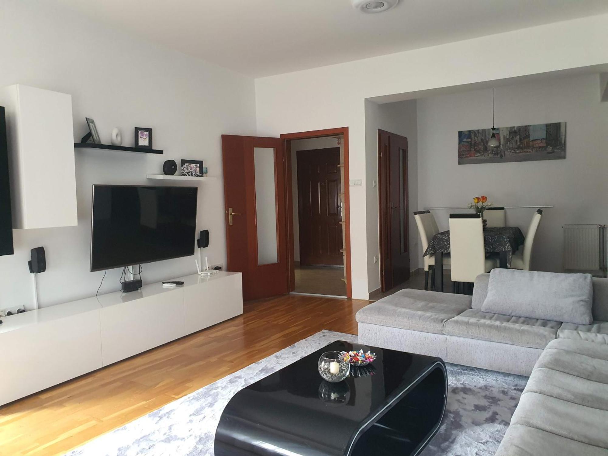Appartement Iva Lux Stan Na Dan à Banja Luka Extérieur photo